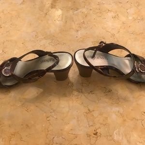 Womens Leapard print T-Strap heels/sandals